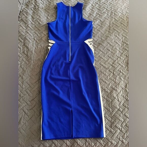 Privy Halter Style Side Cut Out Dress M - Picture 2 of 4